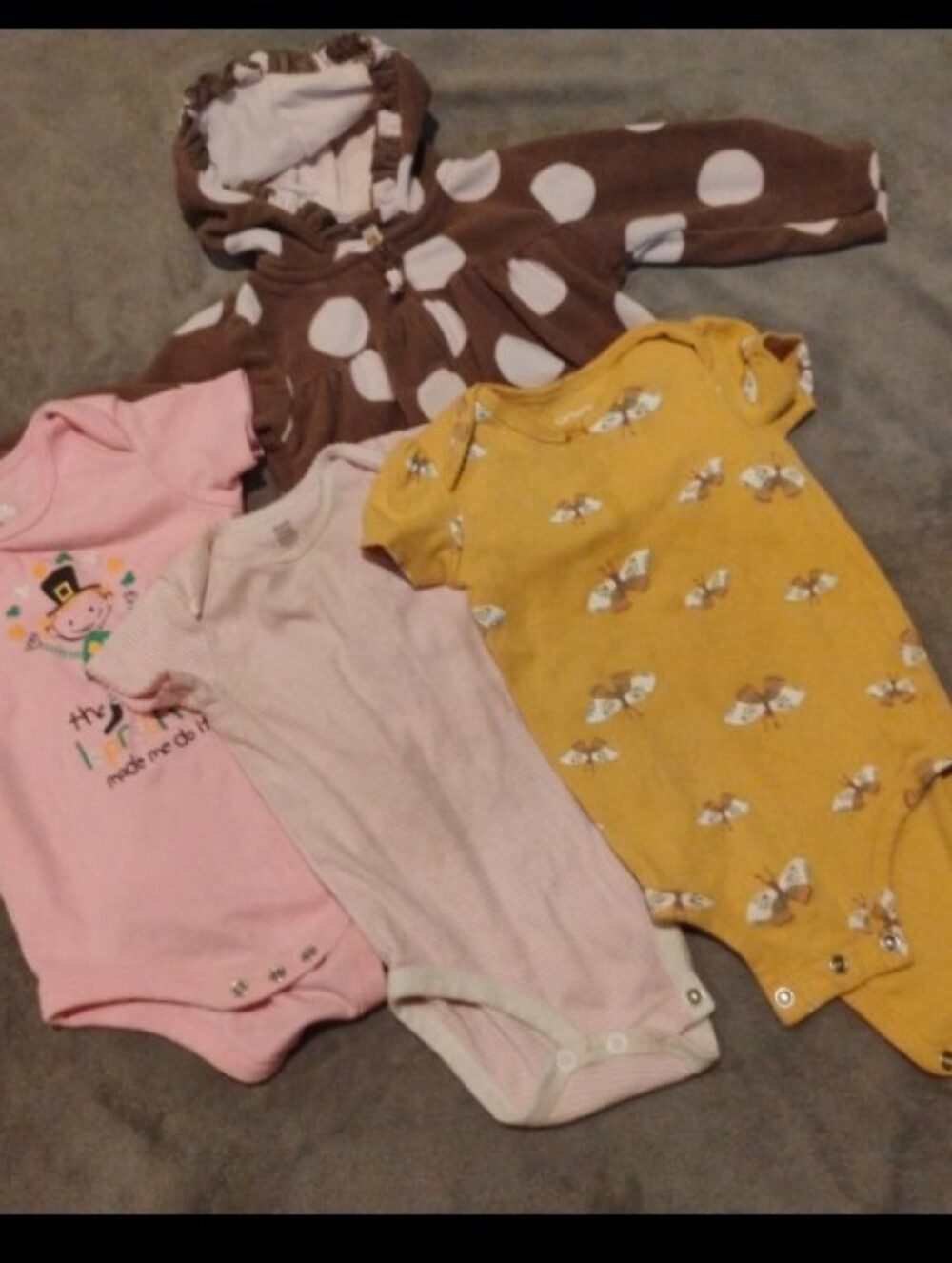 Carter's Baby Girl Clothes Lot 4pc Fleece Jacket/Onesies - 9-12m